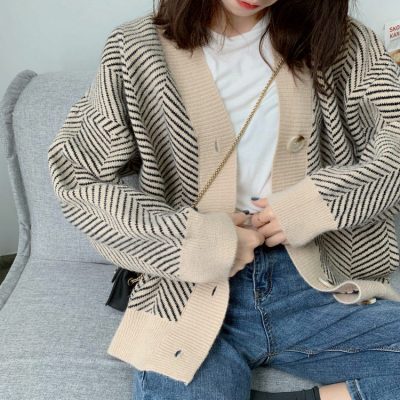 Super temperament fishbone striped knitted cardigan